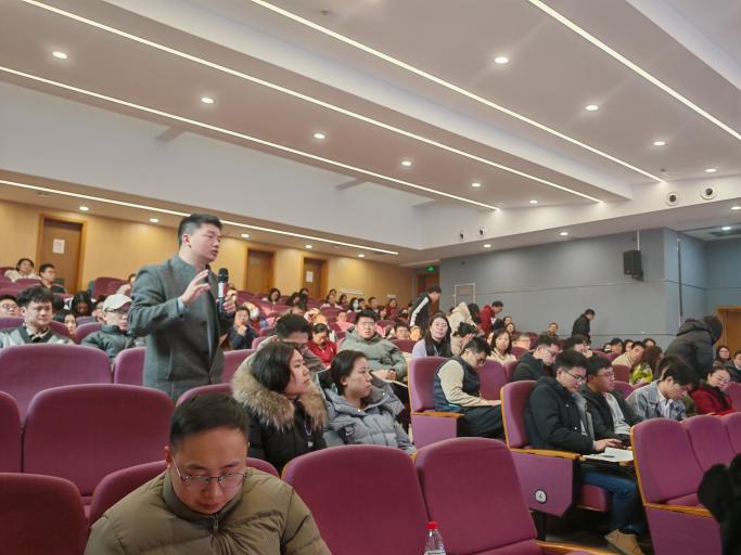 27b7c52721e1329b0aa6ac43a5b98897